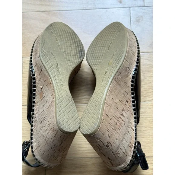 STUART WEITZMAN Wedge Womens 7 M Black Patent Leather Shoes Sling back Open Toe - Picture 8 of 9